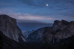 Tunnel View Moonrise 2