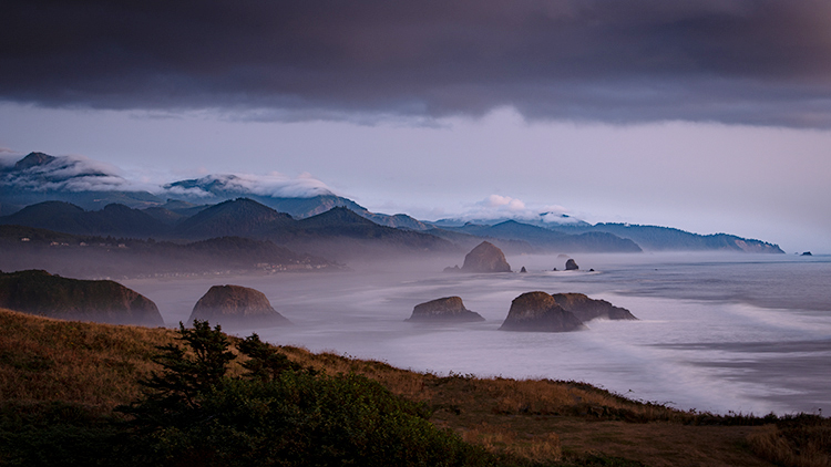 oregon, or, oregon coast, cannon beach, cola state park, pacific ocean, water, pacific, rocks, sea stacks, haystack, rock, fog...