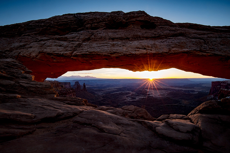 southwest, utah, moab, canyonlands, national parks, sunrise, sunset, mesa arch, red rock, sandstone, mountains, west, islands...