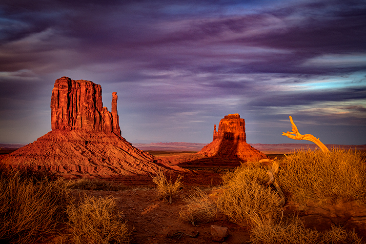 monument valley, red rock, indian land, navajo, sandstone, sunset, spring, clouds, alpenglow, az, arizona, mittens, shadow, ut...
