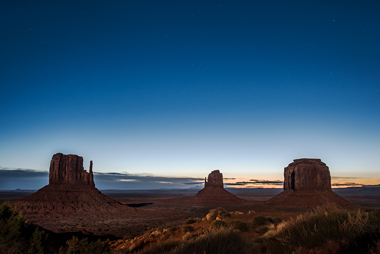 monument valley, arizona, az, utah, ut, mittens, monuments, southwest, indian country, navajo nation, sunrise, stars, dawn