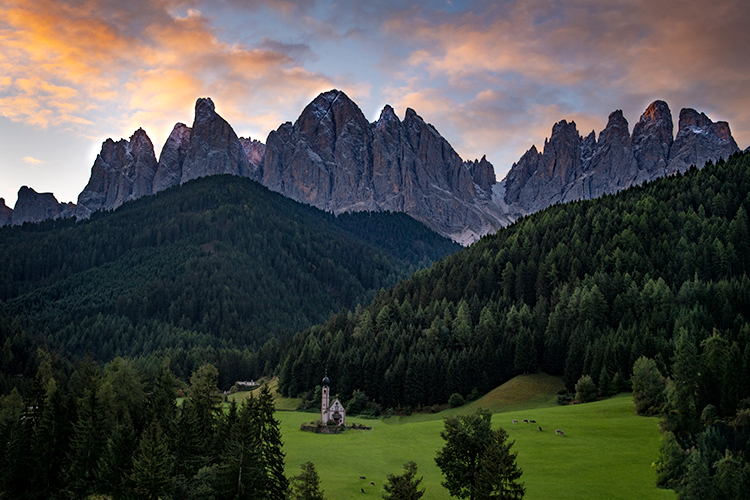 italy, europe, dolomites, dolomite, mountains, chapel, san giovanni, santa magdalena, val de funes, val de funis, sunrise, valleys...